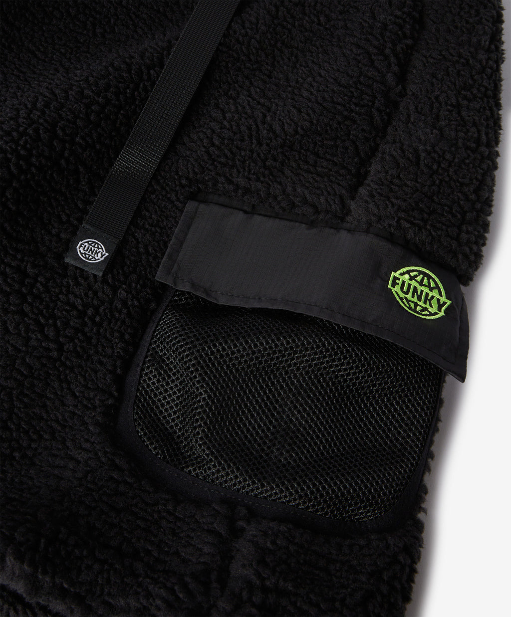GROG SHERPA SHORTS BLACK