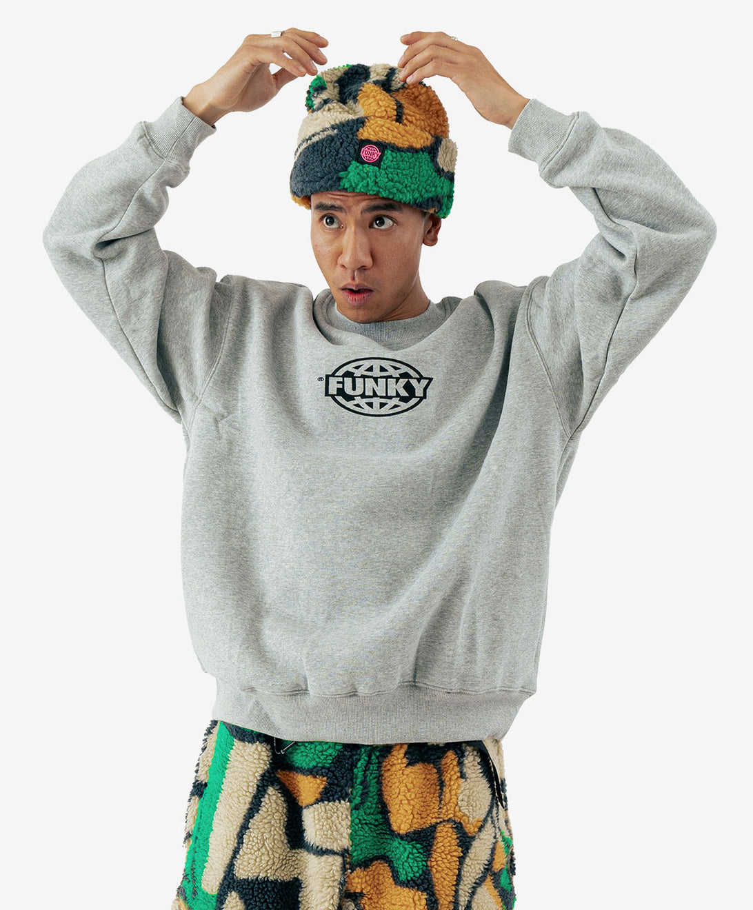 OVAL LOGO CREWNECK HEATHER GREY