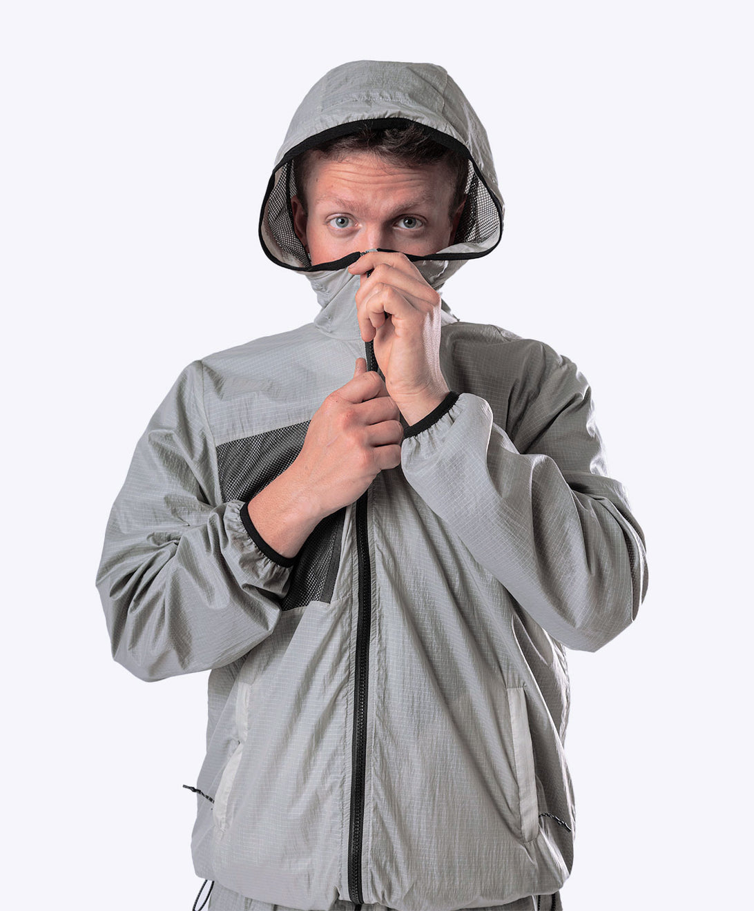 YETI NYLON RIPSTOP WINDBREAKER GRAY